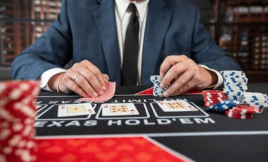 Cashback Program Benefits and Reload Bonus Promotions Display